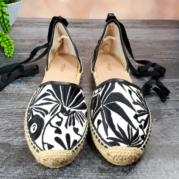 Maje | Frozen Black and White Embroidered Tapestry Gypsy Boho Espadrilles - Picture 2 of 10